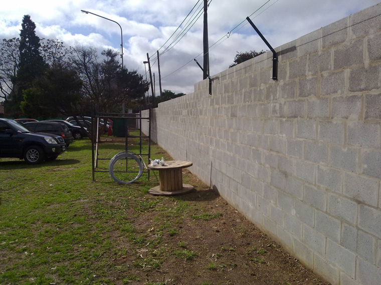 Fundaciones para muro - Imagen arquitectónica