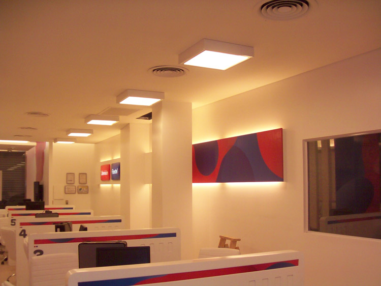 Local en Av Coronel Díaz - Imagen arquitectónica