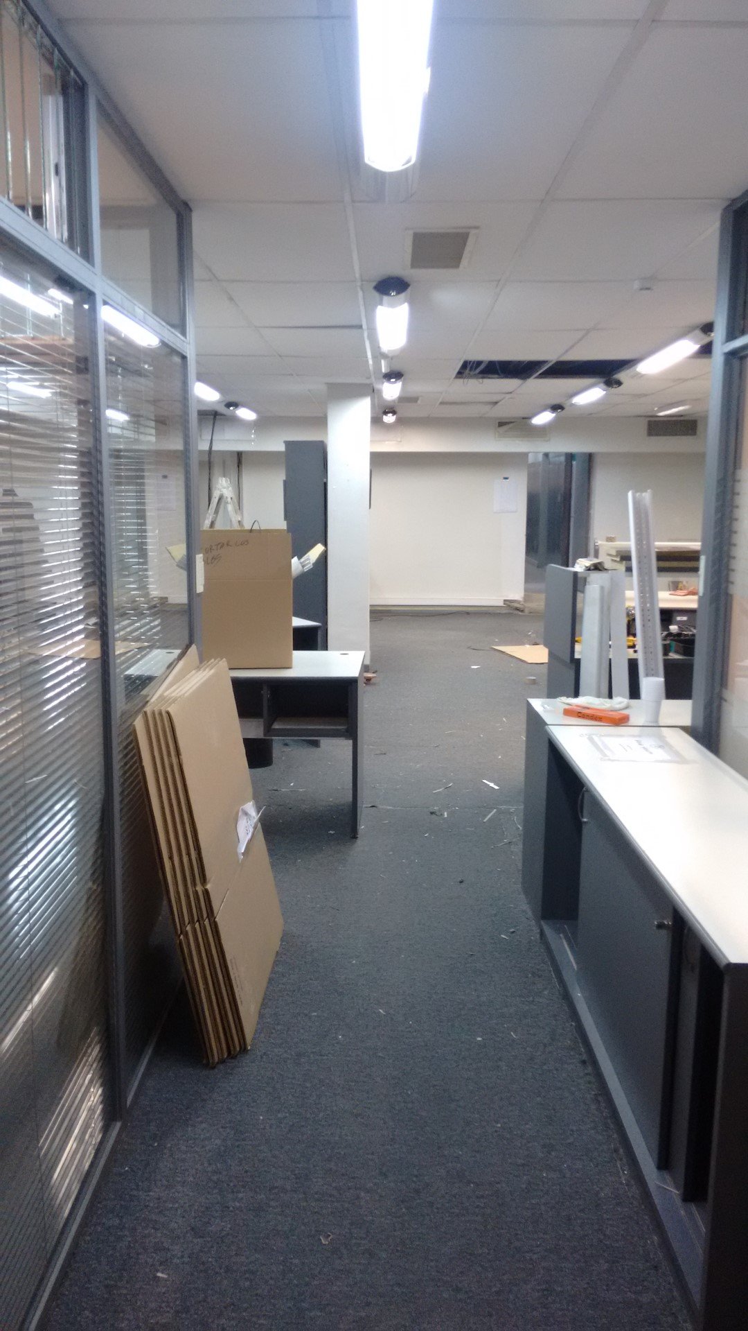 Reforma de Oficina, Instalaciones, Cambio de Imagen Institucional — obra